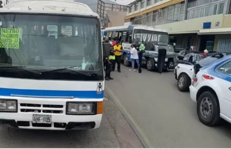 Interviene en Los Olivos 12 veh�culos de transporte informal