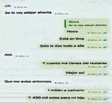 El nombre de la detenida aparece en el chat.