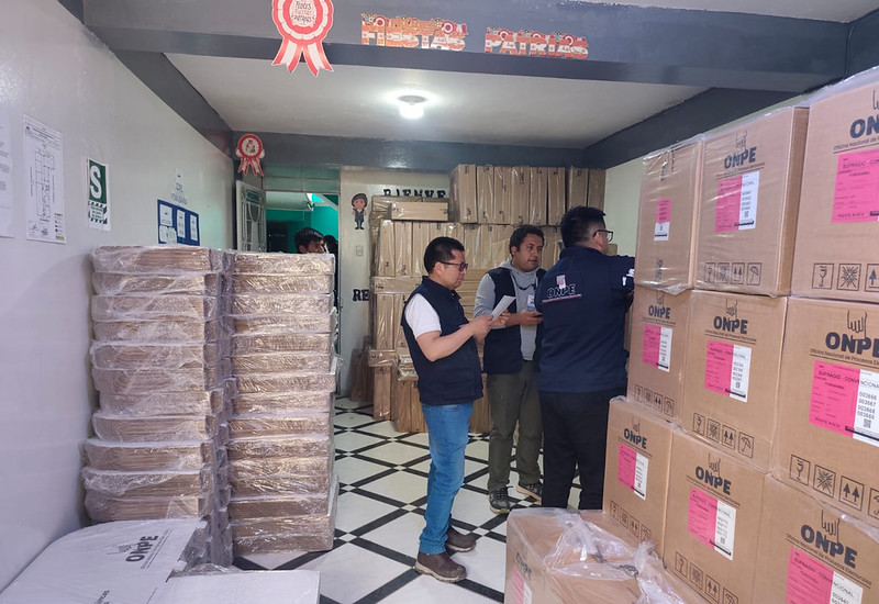El proceso se realizó con el resguardo de la PNP.