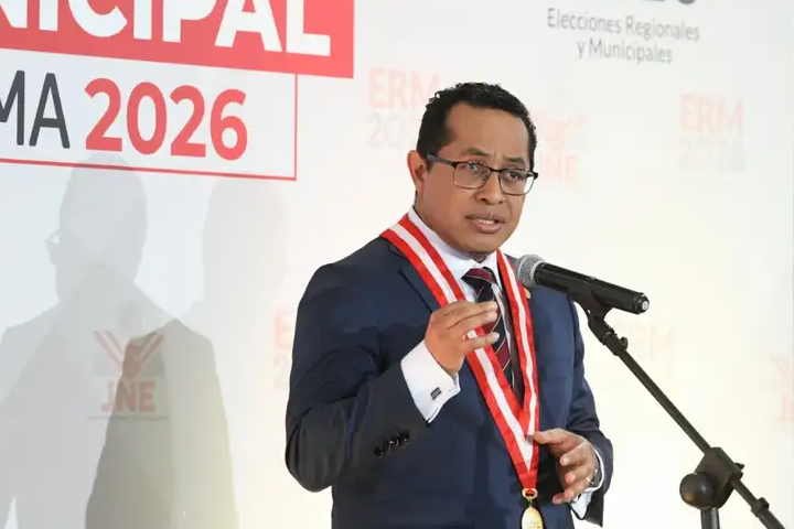 Roberto Burneo - Debate Municipal Lima 2026