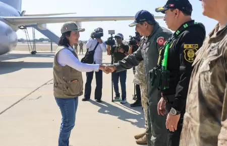 Keiko Fujimori llega al norte para supervisar descolmataci�n y limpieza de r�o P