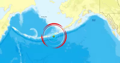 Fuerte sismo en Alaska