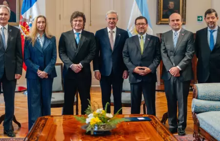 Los mandatarios entablaron una reuni�n diplom�tica