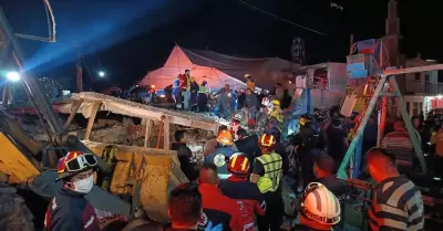 Trabajos de emergencia continuaron durante madrugada.