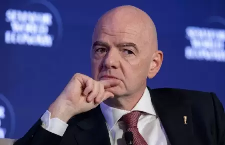 Gianni Infantino ir� por la reelecci�n en 2027