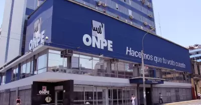 ONPE prepara ciudadanos para comicios de octubre.
