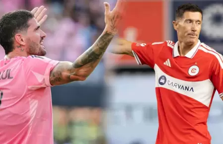 De Paul y Lewandowski discutieron durante partido.