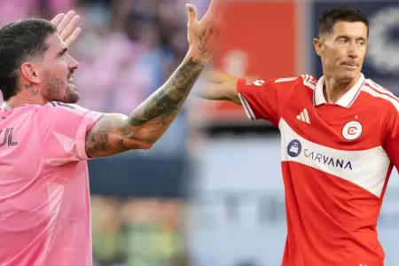 De Paul y Lewandowski discutieron durante partido.