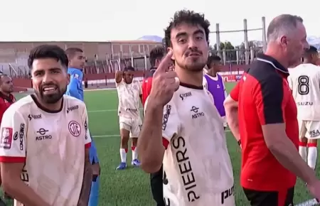 Jugadores de UTC tras final con Juan Pablo II