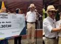 Presidente de Colombia dona su primer salario a dos hogares de adultos mayores afectados por terremoto de magnitud 7.4