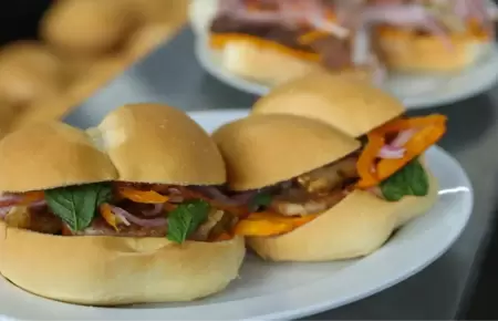 Pan con chicharr�n