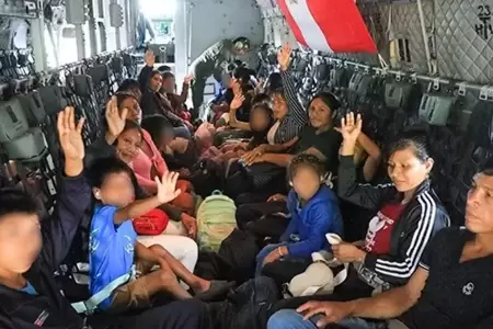 Menores llegaron acompa�ados por sus madres