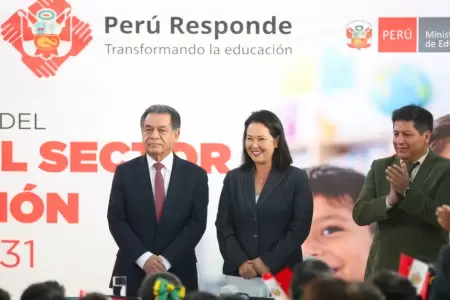 Keiko Fujimori y ministro Jos� Antonio Chang presentan el Plan Nacional de Educa