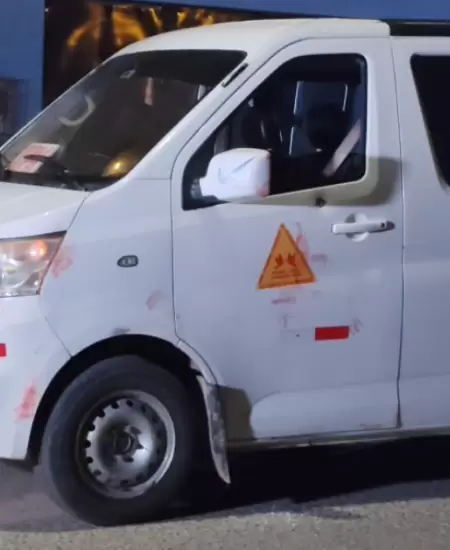 Balean chofer de minivan en Huaral