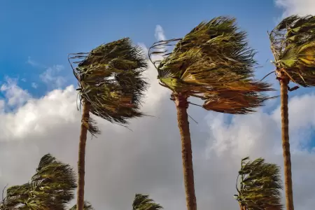 Senamhi alerta por fuertes vientos en 42 provincias y altas temperaturas diurnas