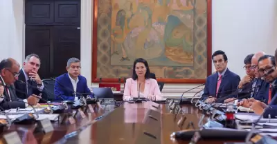 Comisi�n Consultiva del Despacho Presidencial fue oficializada.