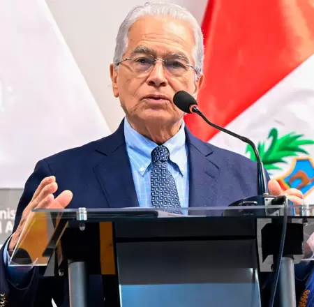 Vladimiro Huaroc Portocarrero.