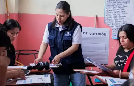 ONPE inicia jornada de capacitaci�n para los miembros de mesa y personeros.