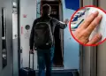 �Por qu� las personas tocan el avi�n antes de subir? El extra�o ritual que miles de pasajeros hacen antes de despegar