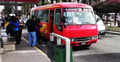 Paro de transportistas en Tacna.