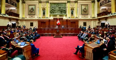 Pleno podr�a texto sustitutorio de facultades legislativas.