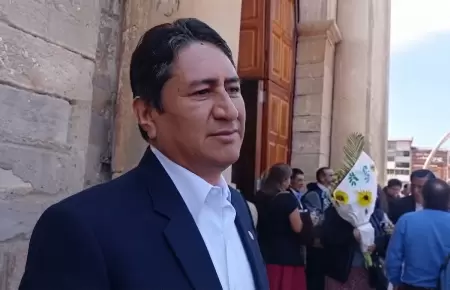 Cerr�n volvi� a aparecer p�blicamente en Huancayo.