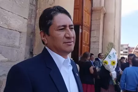 Cerr�n volvi� a aparecer p�blicamente en Huancayo.