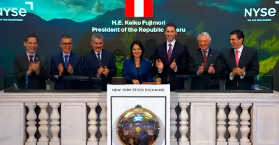 Keiko Fujimori realiza "campanazo" de cierre de la Bolsa de Valores de NY.