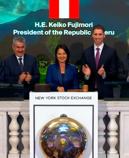 Keiko Fujimori realiza "campanazo" de cierre de la Bolsa de Valores de NY.