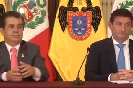 Alcalde de Lima cuestiona censura contra ministro del Interior