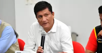 Felipe Castillo Oliva denuncia intento de atentado en su contra
