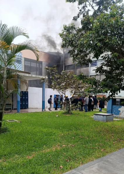 Foto desde interior de la Facultad de Mec�nica (Difusi�n)