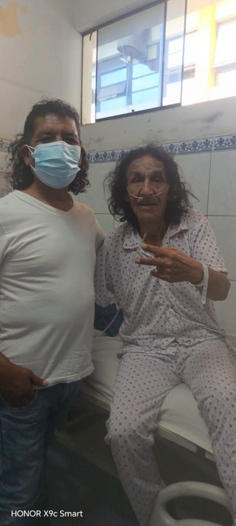 'Cachay' visitando a 'Monguito' en el hospital