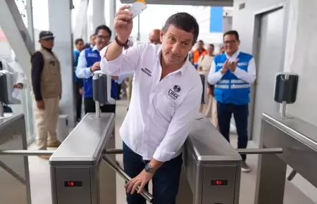 Alcalde supervis� pruebas con pasajeros.