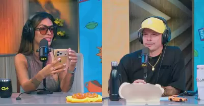 Shirley Arica chotea a Mario Hart