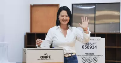 Keiko Fujimori acude a votar