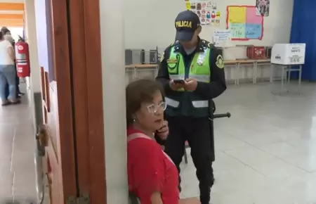 La mujer fue acusada de discriminar a una joven.