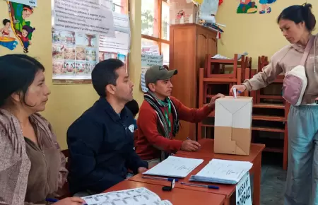 Regiones ir�n a segunda vuelta seg�n Datum.