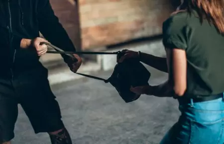 Influencer fue testigo de un asalto en Barcelona.