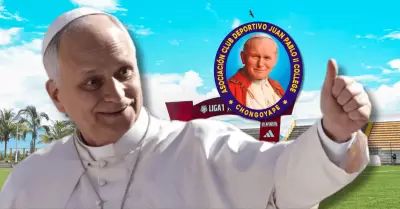 Juan Pablo II College presenta camiseta en honor al papa Le�n XIV