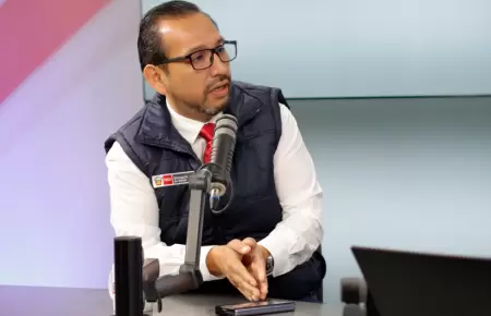 Luis Dyer Fern�ndez.