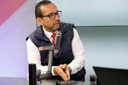 Luis Dyer Fern�ndez.