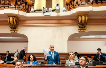 Diputados de Fuerza Popular presentan nuevo texto de facultades legislativas.
