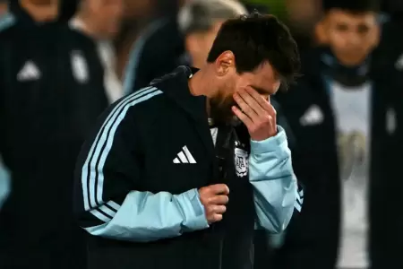 El astro no pudo contener las l�grimas.