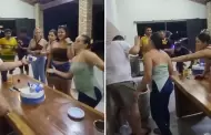 Mujer estalla contra su esposo por darle la primera rebanada de torta a una amiga