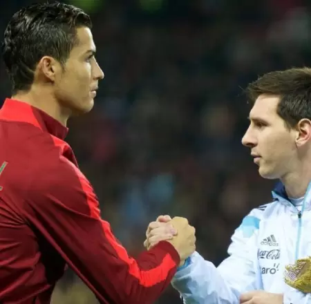 CR7 se despidi� de Messi.