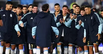 La 'Scaloneta' le dedic� la canci�n a Messi.