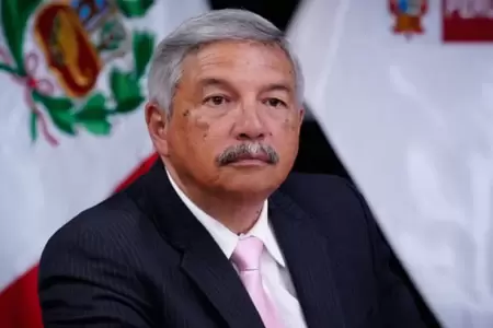 Ministro muestra inconformidad por proceder de los diputados