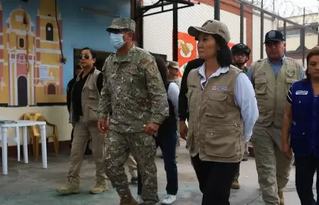 Keiko Fujimori ratifica su compromiso en recuperar el orden y la paz