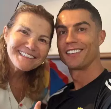 La madre de Cristiano habl� sobre la reciente pol�mica.